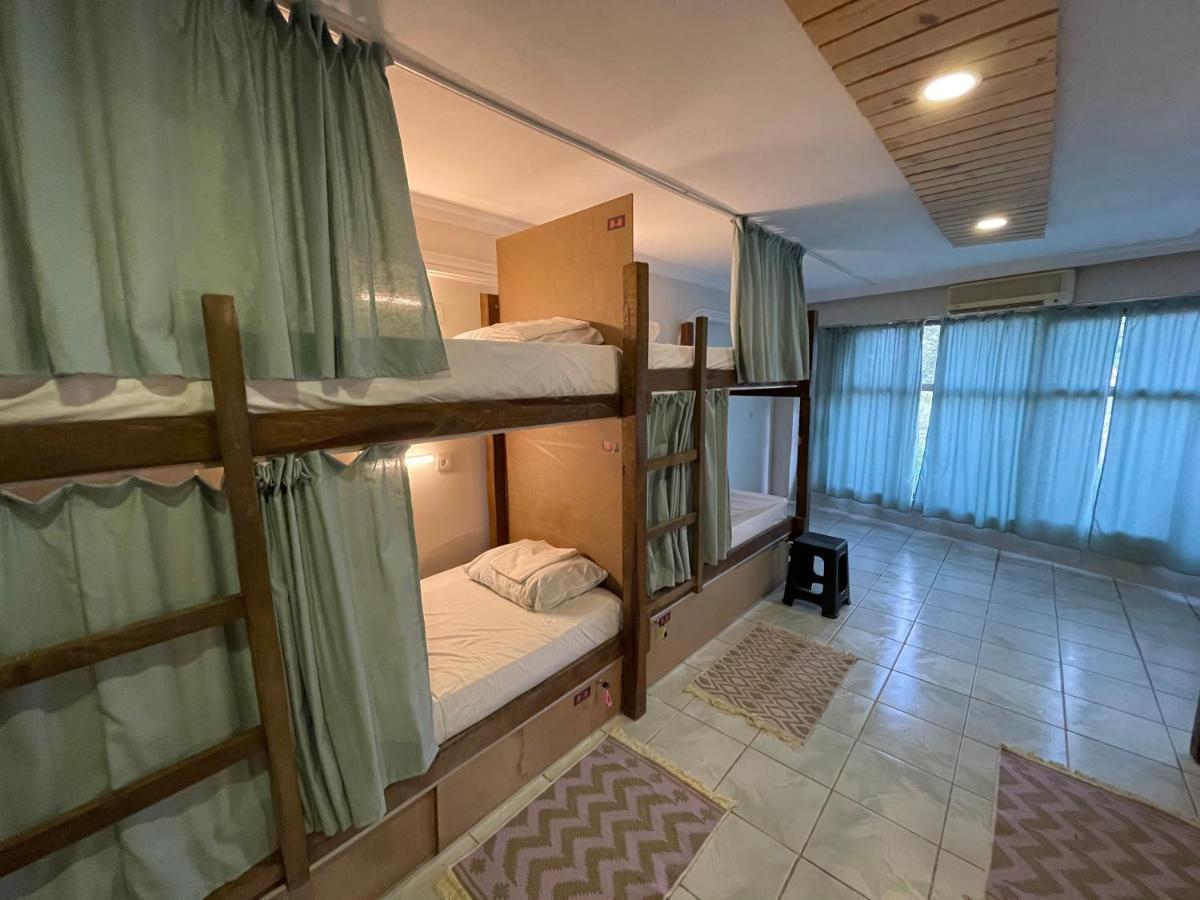 Camp&Hostel Antalia Esterno foto